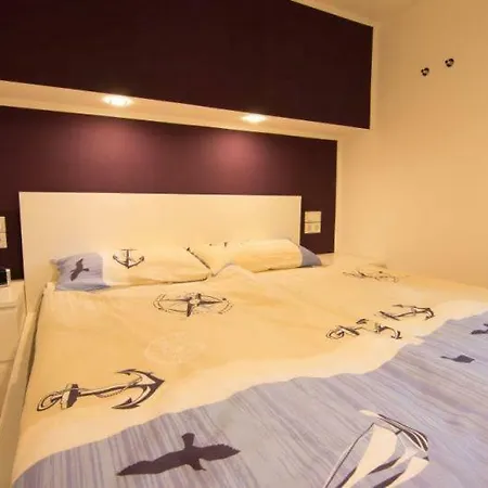 Meiks Ostseehuetten Dranske