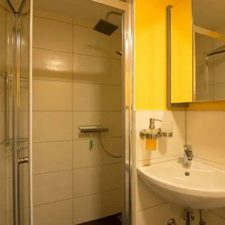 Meiks Ostseehuetten Dranske